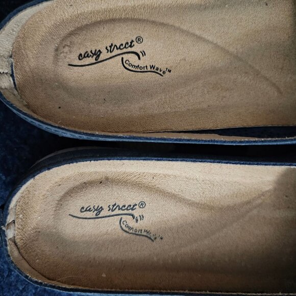 Easy Street Comfort Wave Womens Gray Slip-On Perforated Shoes Size 10 - Picture 4 of 6